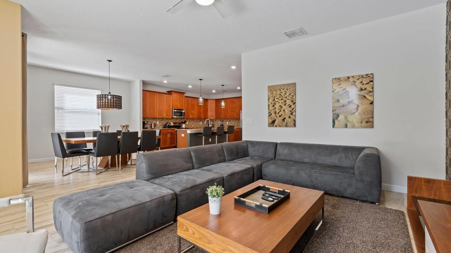 Amazing 6 Bedrooms5 Bath W Pool At Solterra Davenport 0*,  United States
