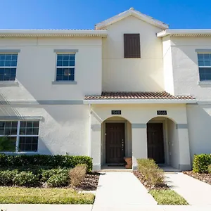 Holiday home Stunning 4 Bedroom W/ Screened Pool Close To 1568, Davenport
