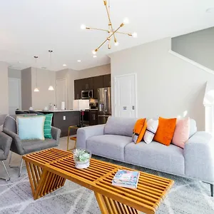 Holiday home Incredible Brand New Four Bedrooms House With Hot Tub At Domani 0168, Davenport